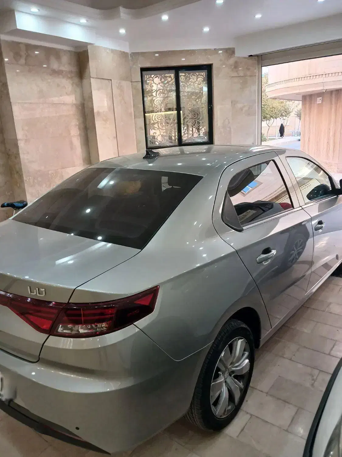 تاراوی ۴ اتومات|خودرو سواری و وانت|قم, چهل درخت|دیوار