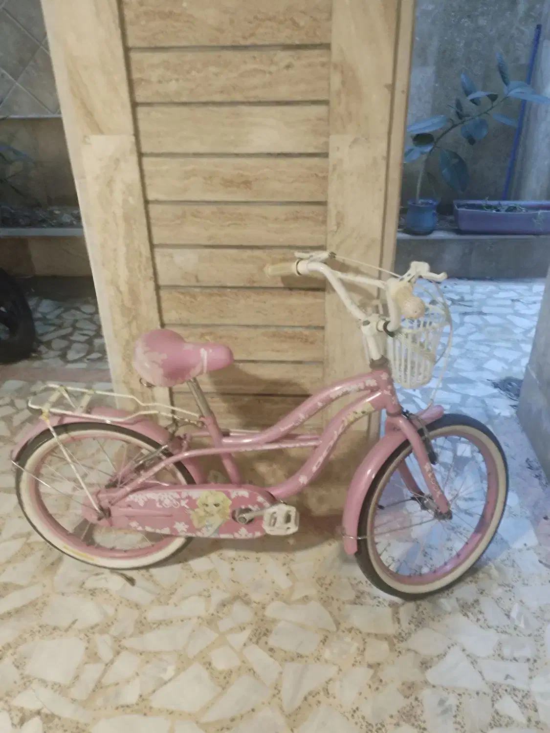 فروسش دوچرخه|دوچرخه، اسکیت، اسکوتر|رشت, چله خانه|دیوار