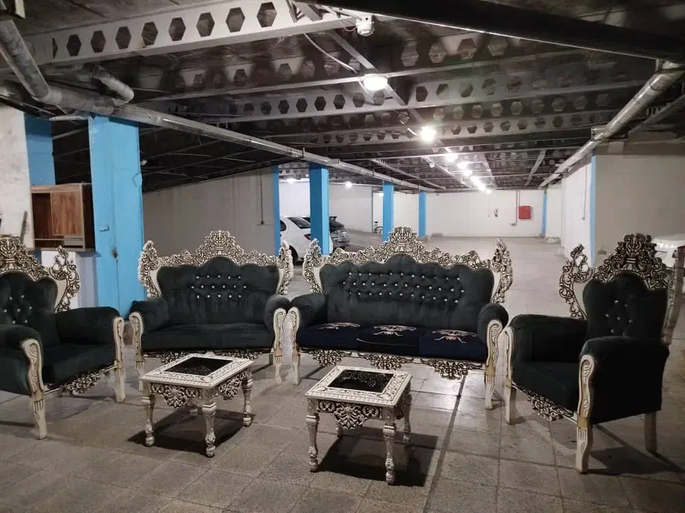 مبل سلطنتی 7 نفره همراه با گلمیز|مبلمان خانگی و میز عسلی|شیراز, شهرک گلستان|دیوار