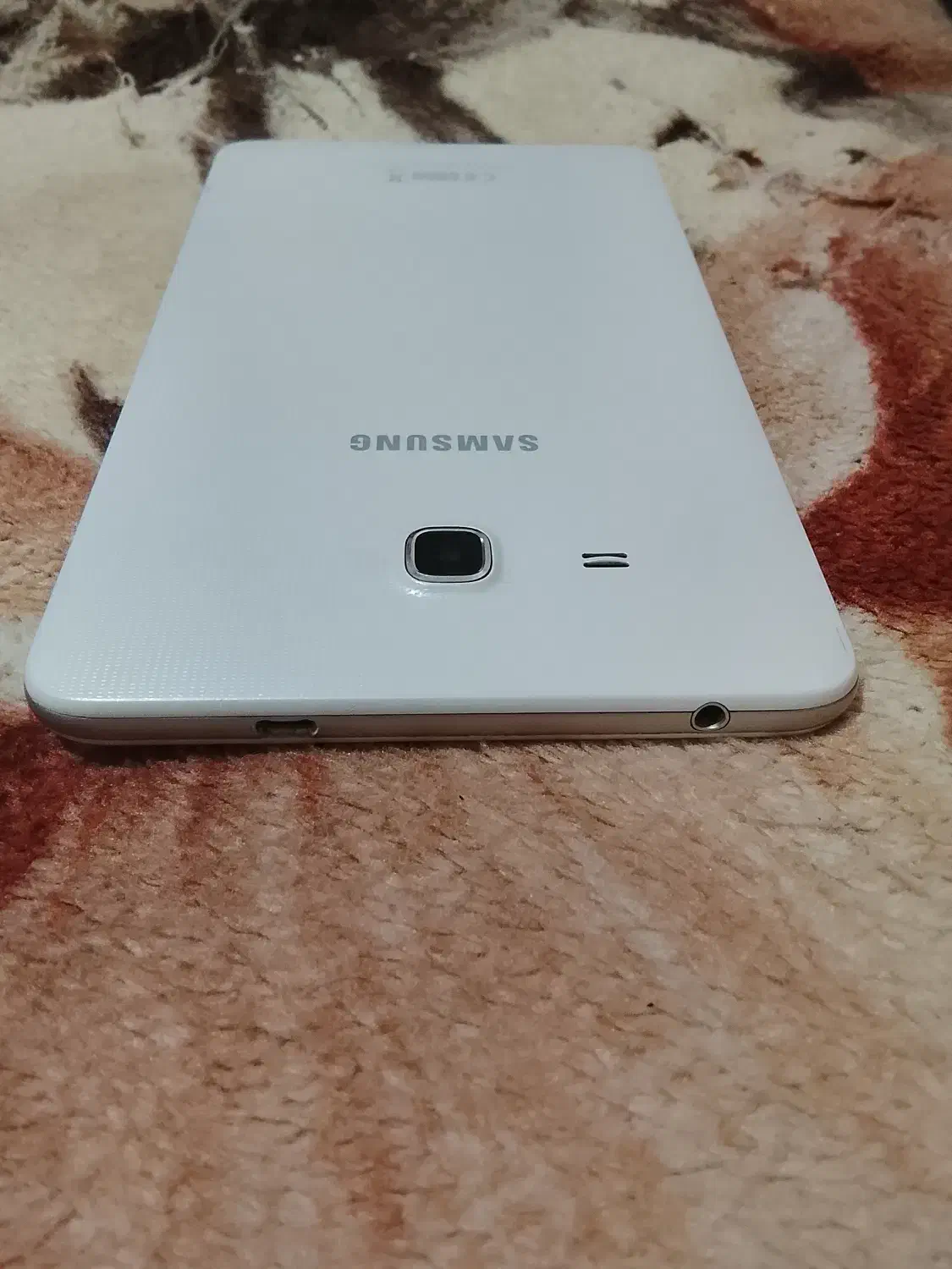 تبلت سامسونگA|تبلت|پرند, فاز ۶|دیوار