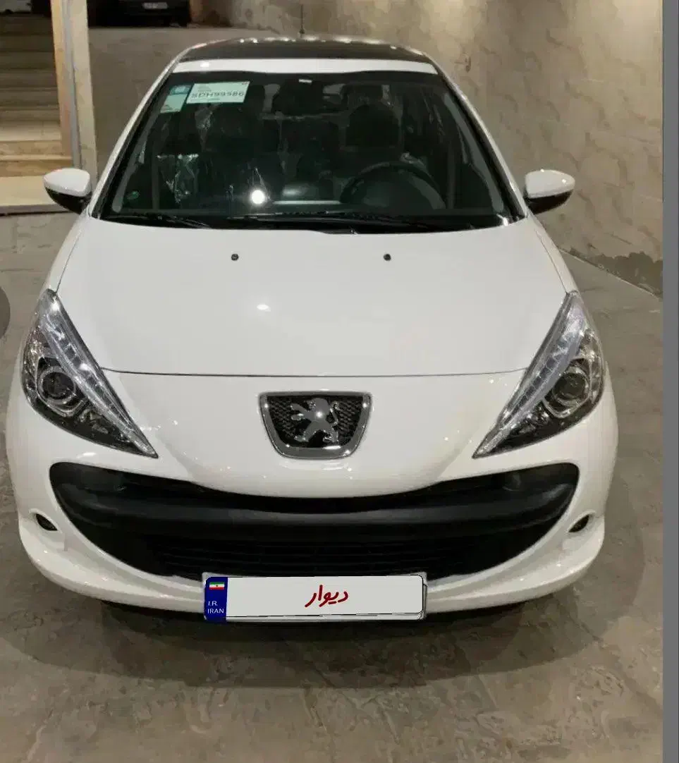 207پاناروما سفیدفول ارتقایافته با رینگ صفرمدل1404|خودرو سواری و وانت|صدرا-فارس, فاز ۱|دیوار