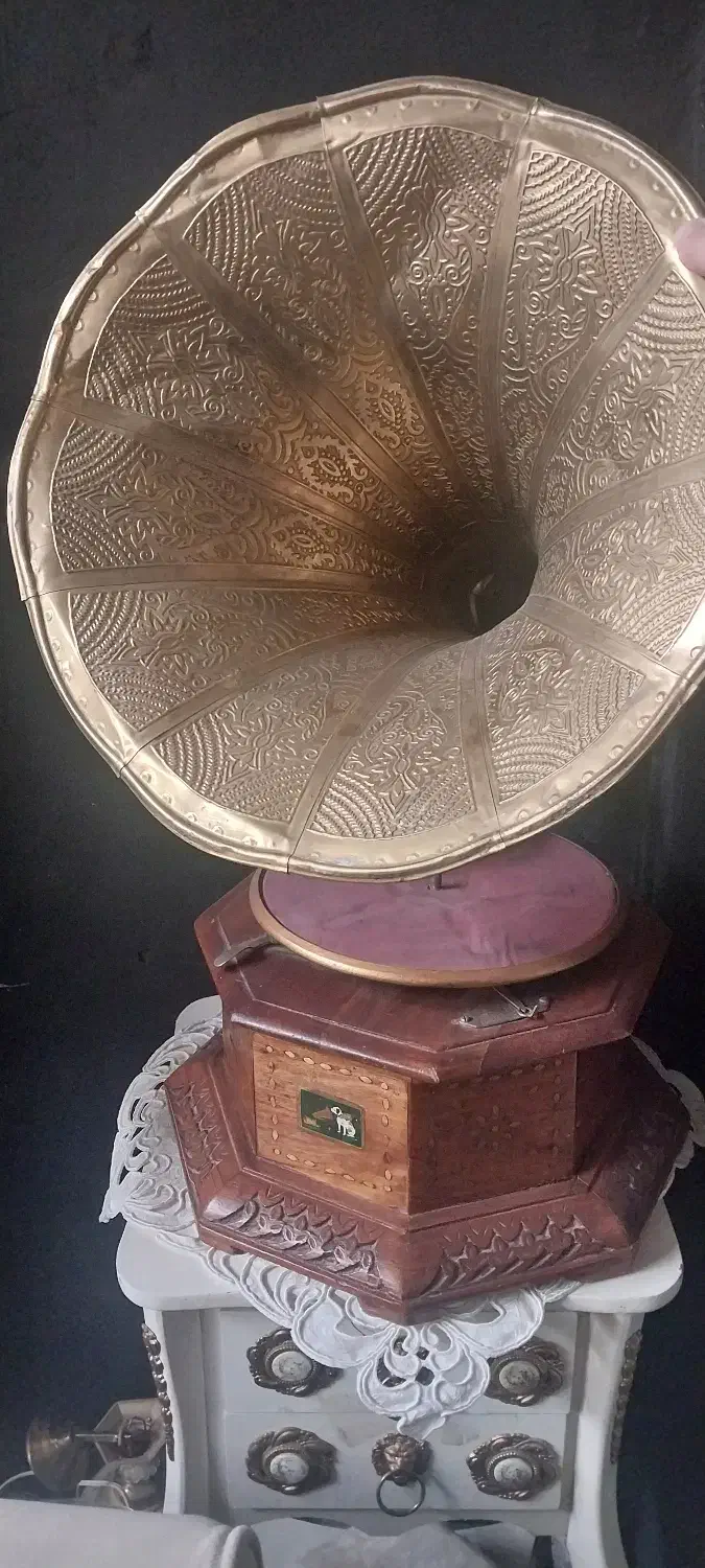 گرامافون|سیستم صوتی خانگی|هشتگرد, شهرک بعثت|دیوار