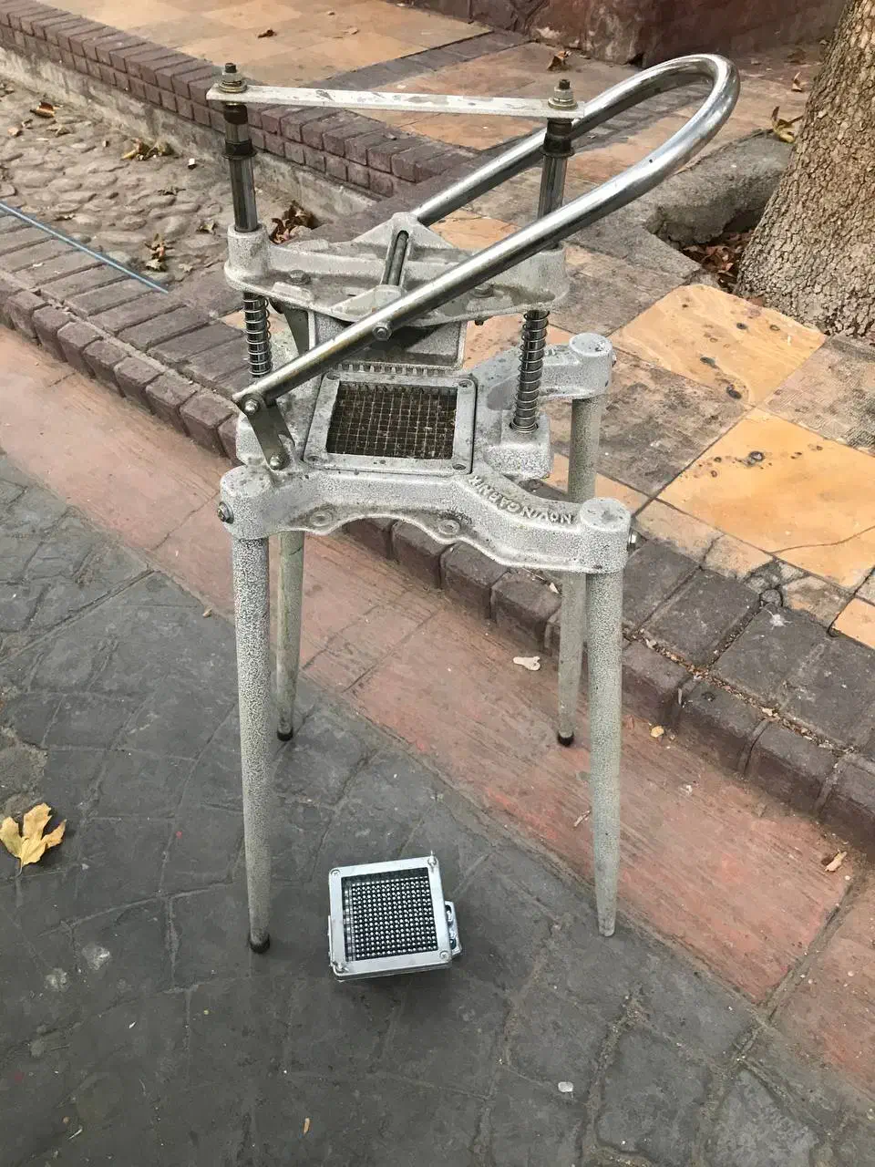 خرد کن دستی|کافی‌شاپ و رستوران|تهران, قلهک|دیوار