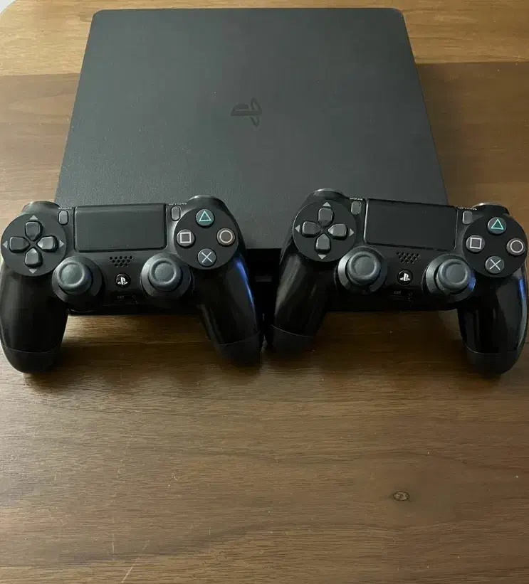 پلی استیشن PS4 با بازی داخل هارد دو دسته اورجینال|کنسول، بازی ویدئویی و آنلاین|گرگان, |دیوار