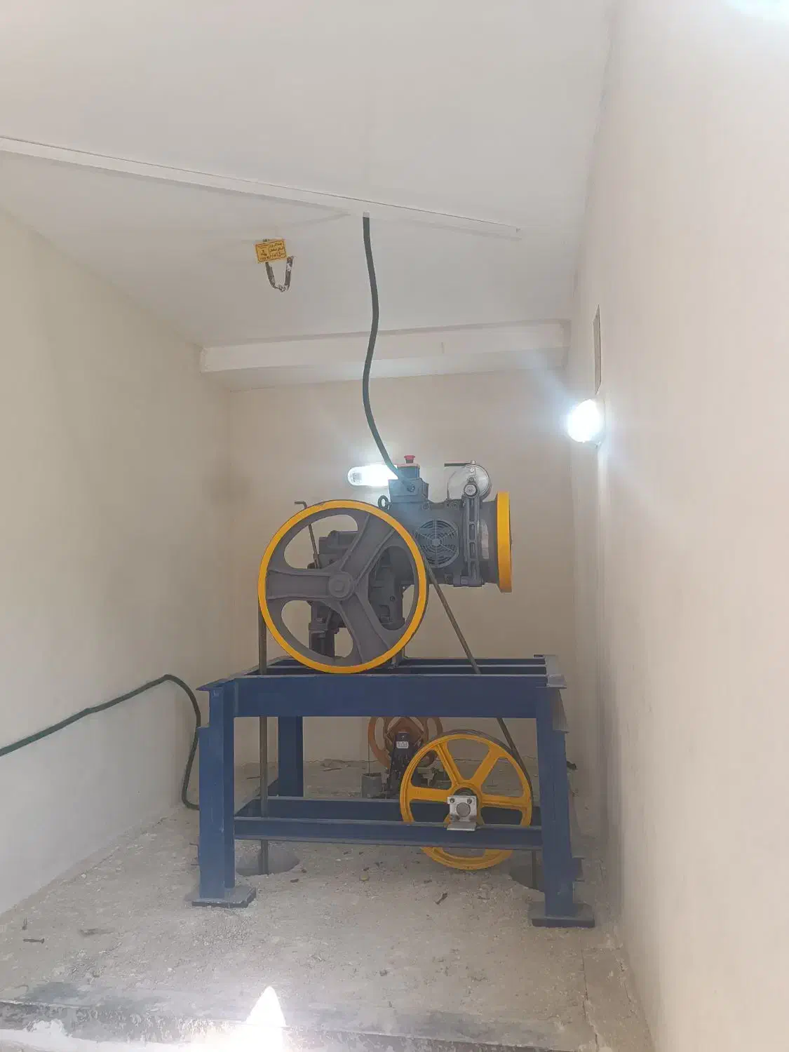 شرکت آسانسور اوج گسترانه هگمتانه|خدمات پیشه و مهارت|شاهدشهر, |دیوار