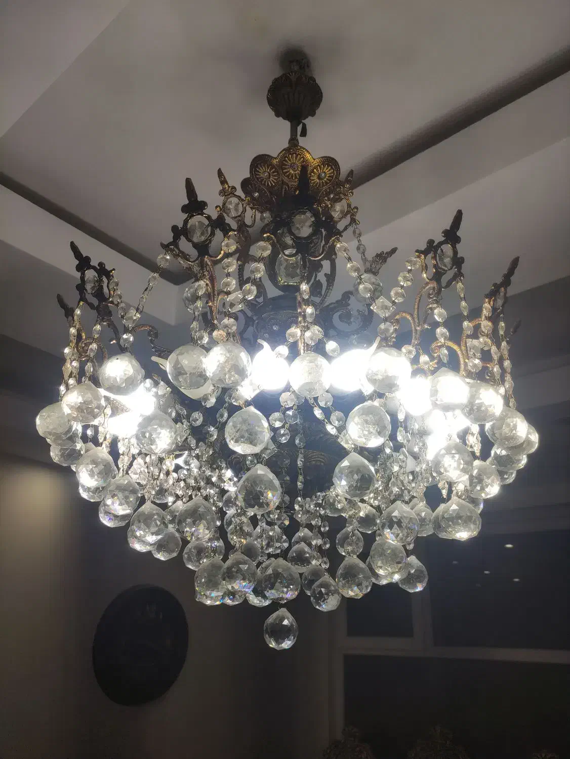 لوستر طرح برنجی 14 شاخه درحد نو|لوستر و چراغ آویز|فردیس, شهرک شهید حسینی|دیوار