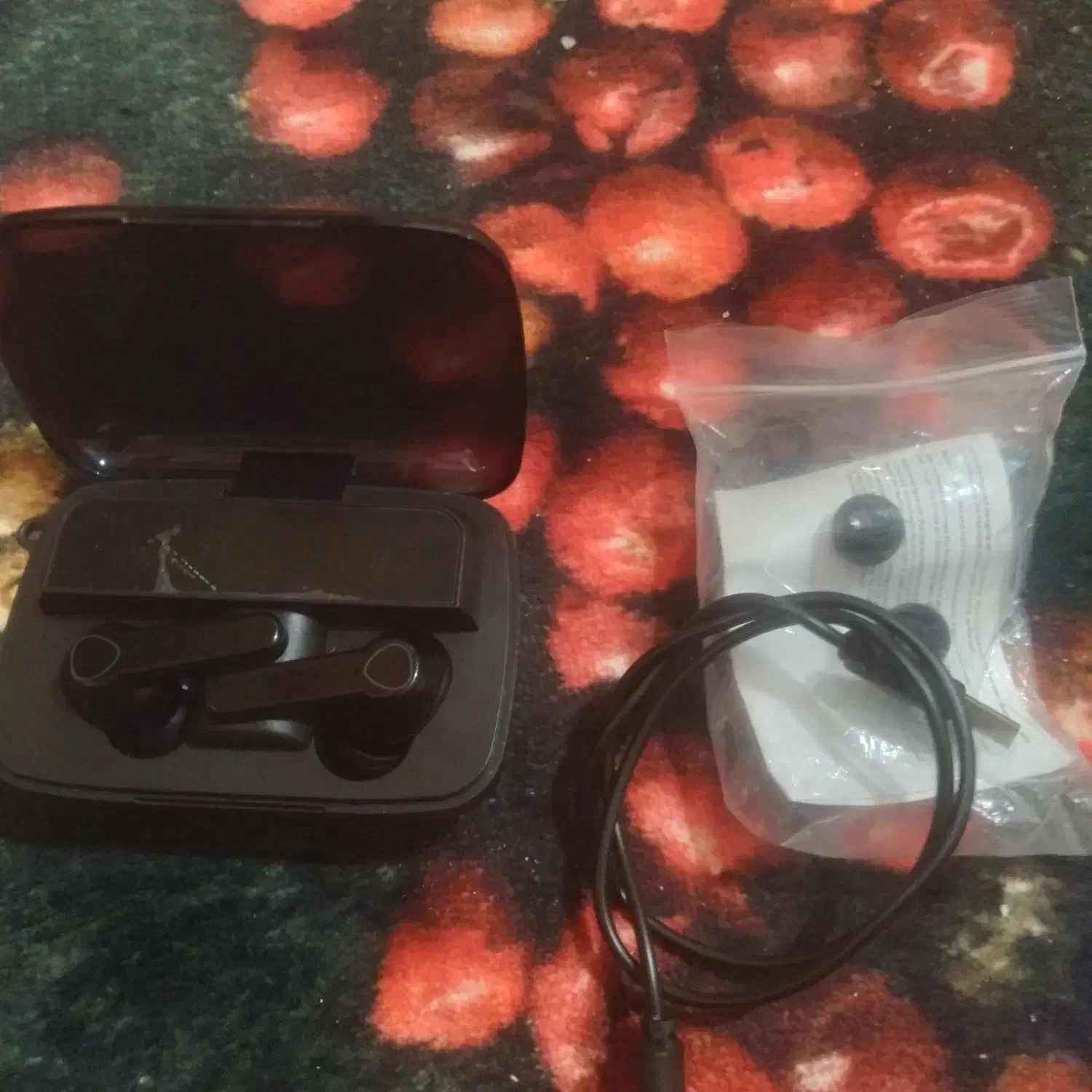 ایرپاد|لوازم جانبی موبایل و تبلت|شهرکرد, |دیوار