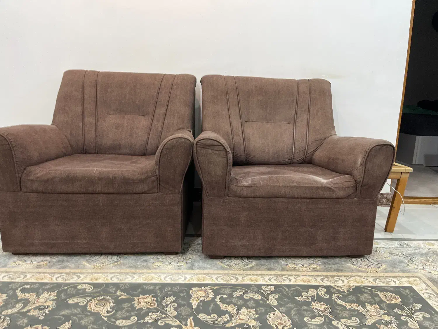 مبل|مبلمان خانگی و میز عسلی|چاف و چمخاله, |دیوار