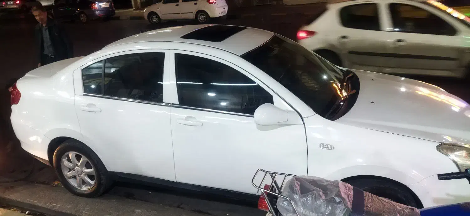 ام وی ام 550 دنده ای سفید|خودرو سواری و وانت|مشهد, هفت تیر (نه دره)|دیوار