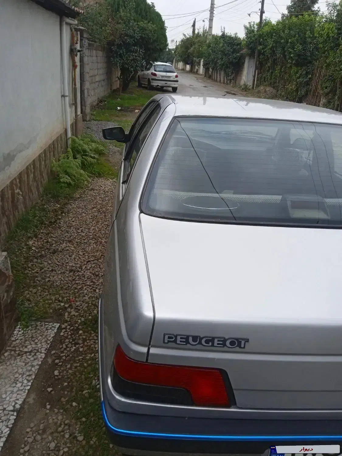 پژو 405نقره ای بدون آفتاب سوختگی فنی سالم|خودرو سواری و وانت|قائمشهر, |دیوار