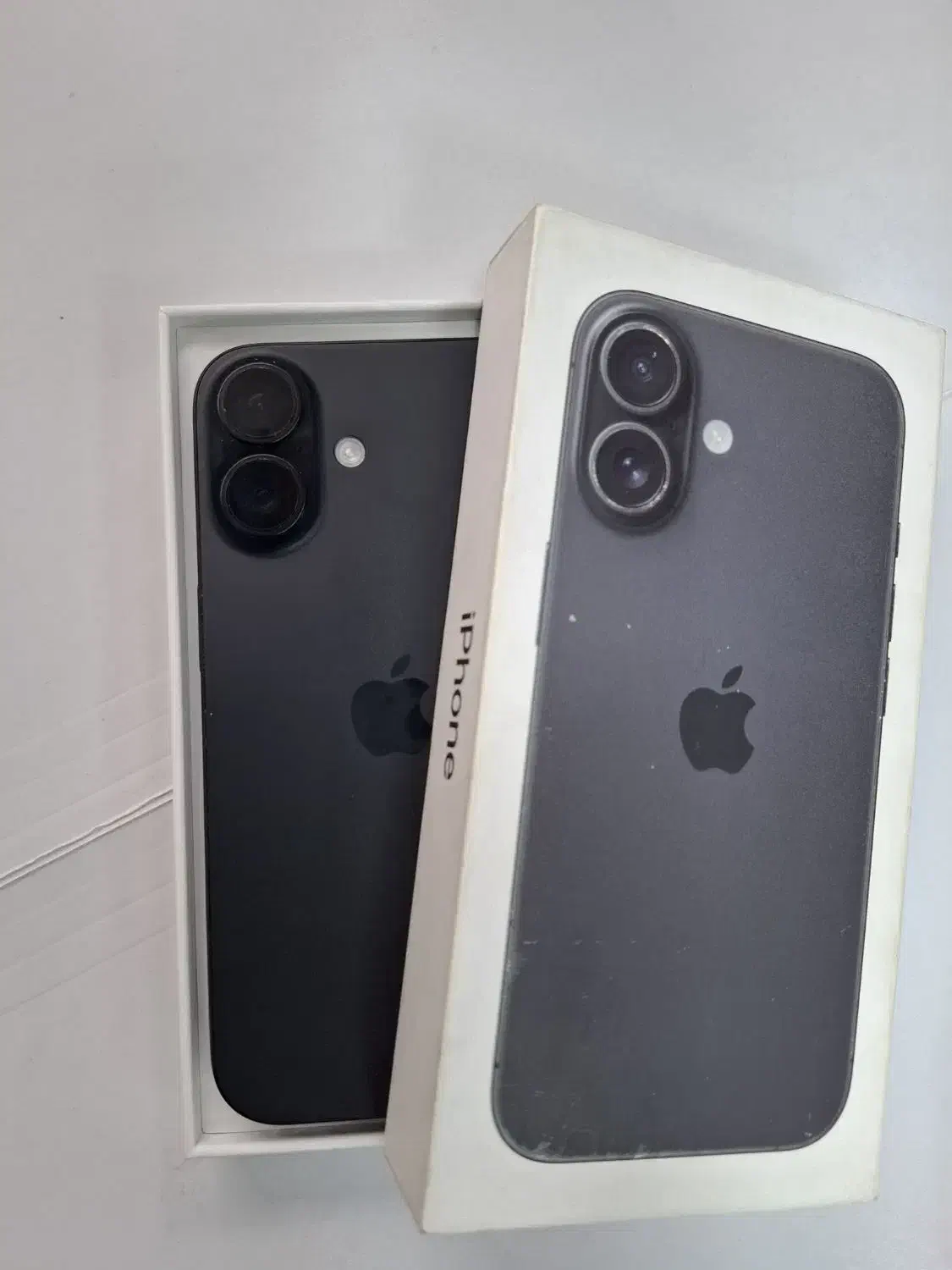 گوشی آیفون 16 normal درحدآک با جعبه اصلی|موبایل|کرمانشاه, |دیوار