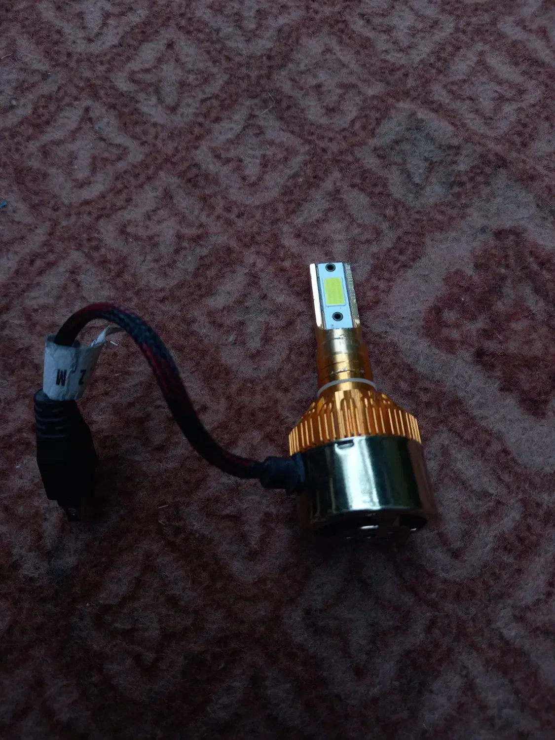 هدلایت|لامپ و چراغ|بندر انزلی, چهارفریضه|دیوار