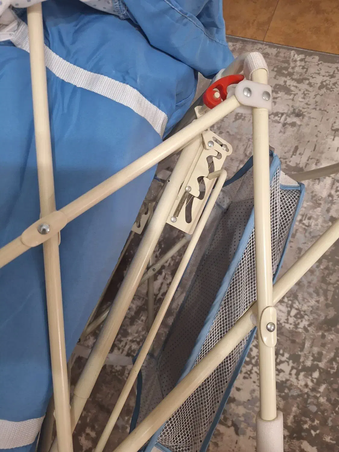 ننو سه حالته|اسباب و اثاث بچه|رشت, دیلمان|دیوار