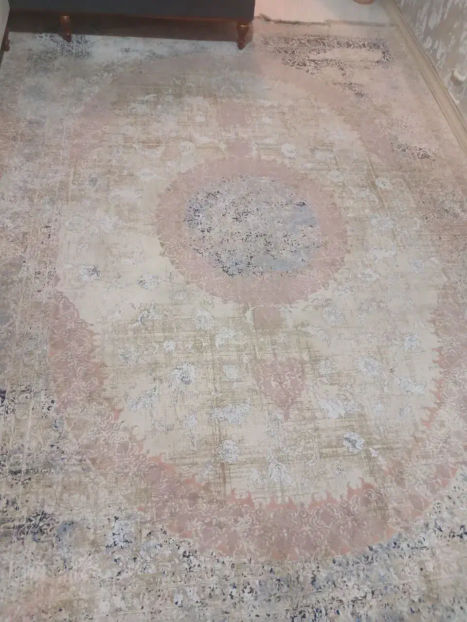فرش کاملا تمیز و سالم|فرش|شهریار, شهرک وائین|دیوار