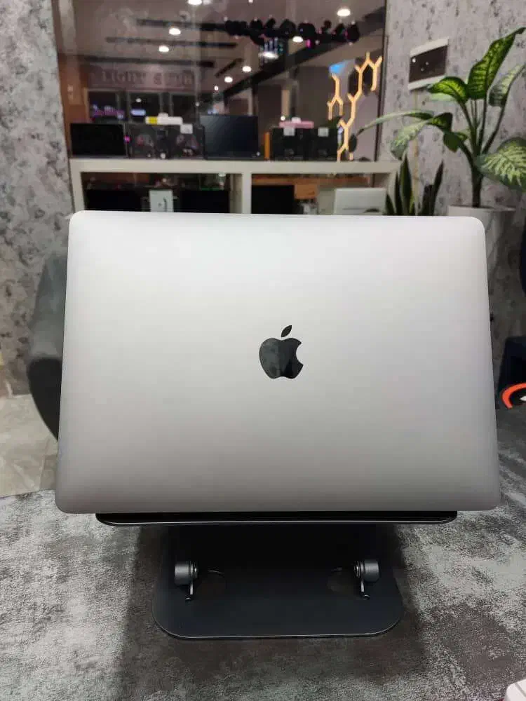 MacBook Pro M1 2020 (فروش اقساط)|رایانه همراه|قم, عربستان|دیوار