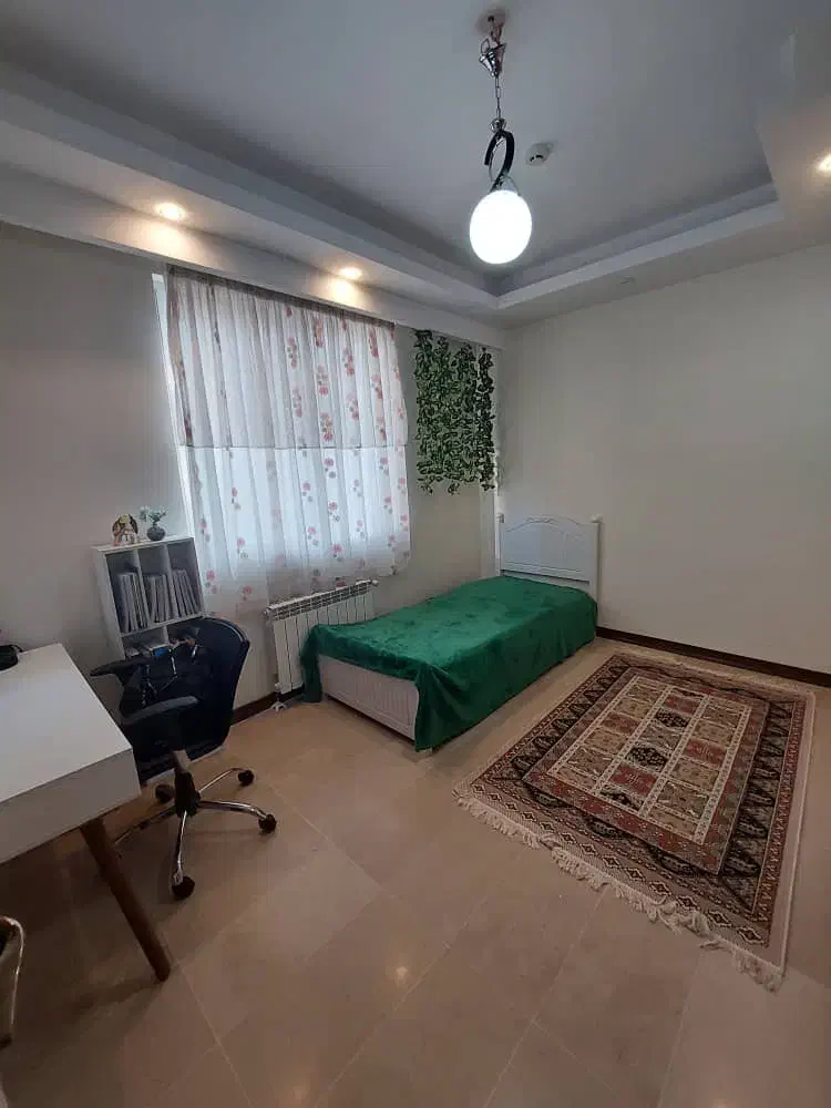 ۱۵۵متر تکواحدی ۲پارکینگ مشابه نوساز خ فرخی، تخلیه