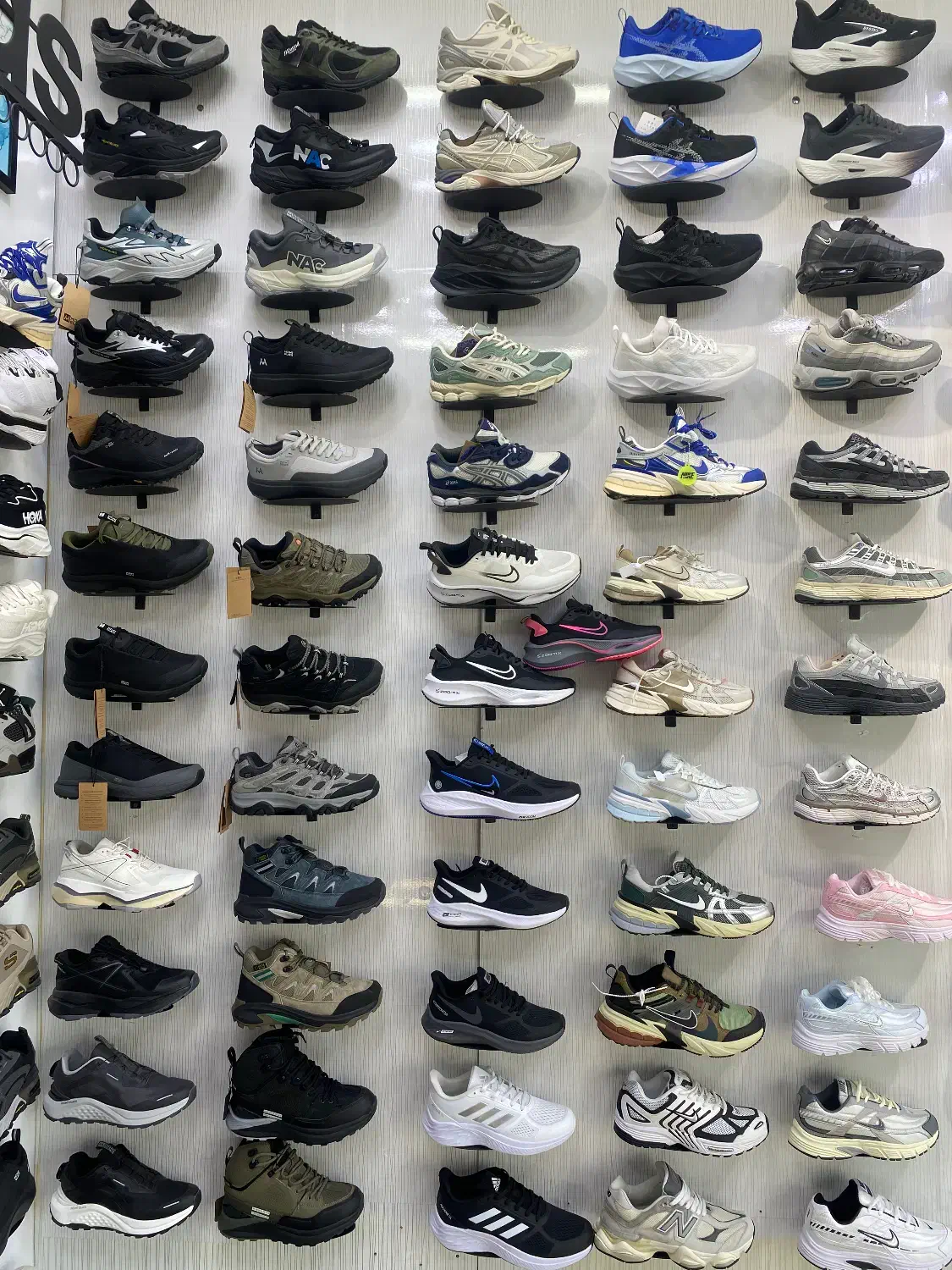 کتونی خارجی زنانه و مردانه|کیف، کفش، کمربند|فردیس, فردیس|دیوار