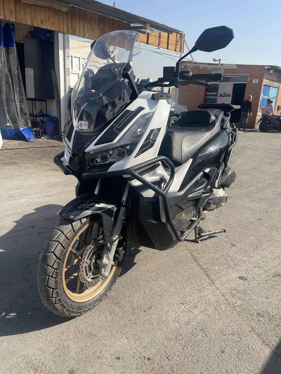 شرایطیAGV x box|موتورسیکلت|اصفهان, محمودیه|دیوار