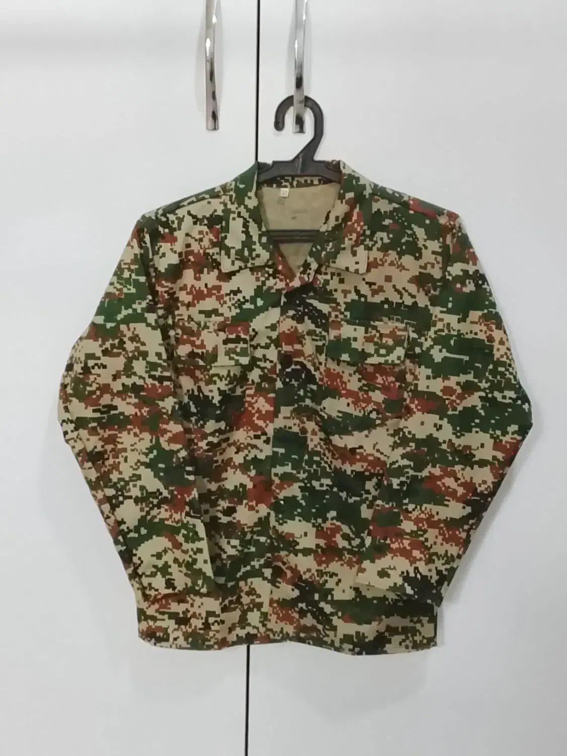 لباس ار تشی با لباس بسیجی|لباس|نیشابور, رحمت آباد|دیوار