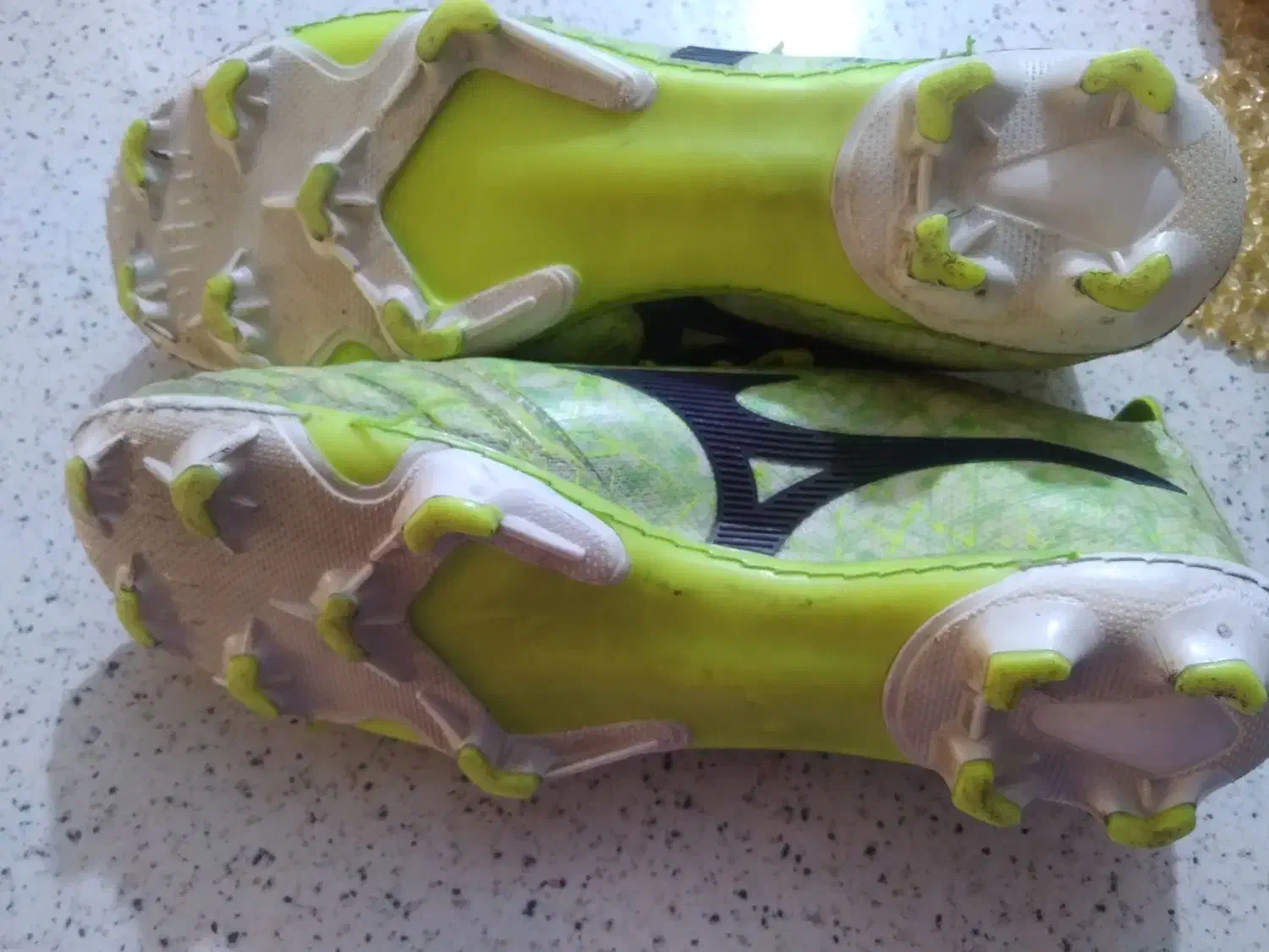 استوک نونونو|کیف، کفش، کمربند|فردیس, ثابتی|دیوار