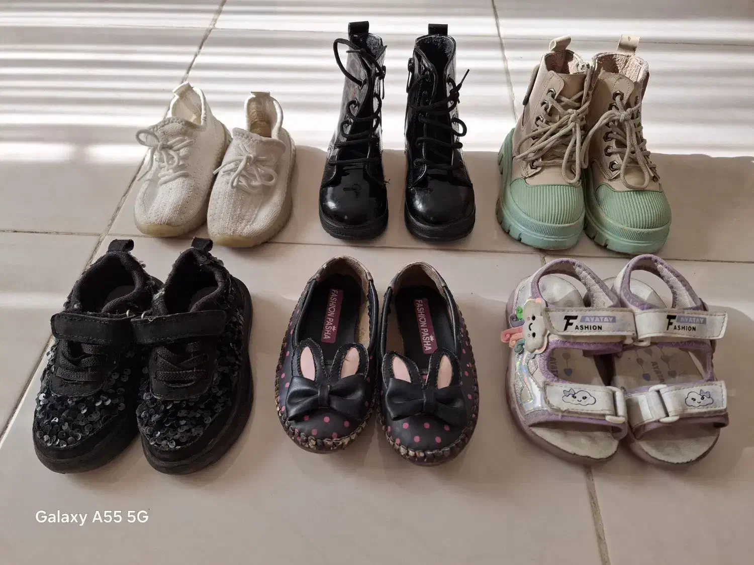 بوت و کفش بچگانه|کفش و لباس بچه|طبس, |دیوار