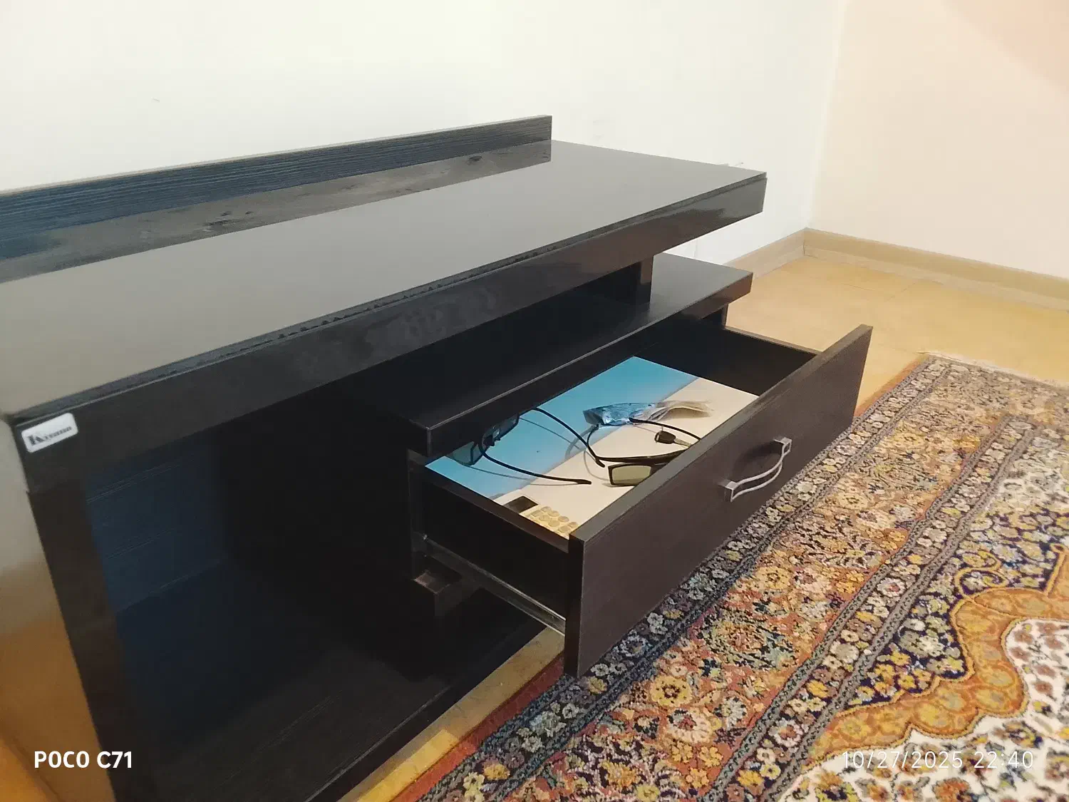 میز تلویزیون چوبی|میز تلویزیون|رشت, رودبارتان|دیوار