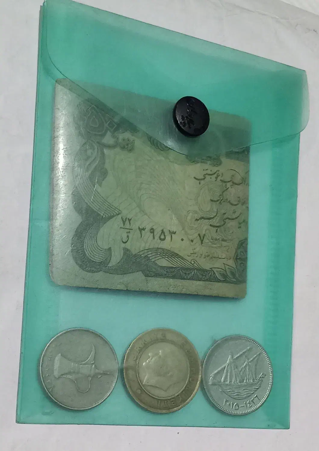 سکه و اسکناس|کلکسیون سکه، تمبر، اسکناس|دوگنبدان, |دیوار