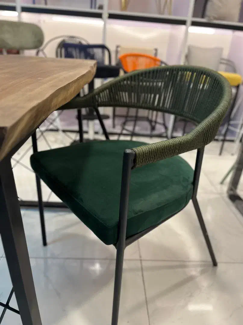 صندلی فلزی دسته دارکنفی روف گاردن فودکورت فستفود|کافیشاپ و رستوران|تهران, شهید رجایی|دیوار