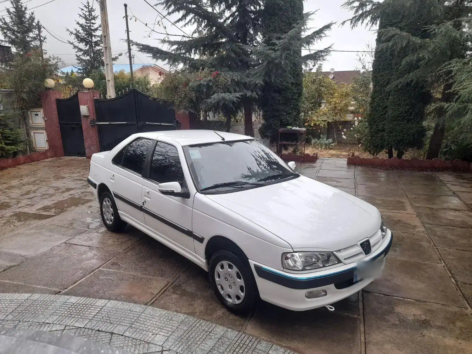 پژو پارس مدل ۱۴۰۰ بدون نقطه درحد صفر|خودرو سواری و وانت|کلاردشت, |دیوار