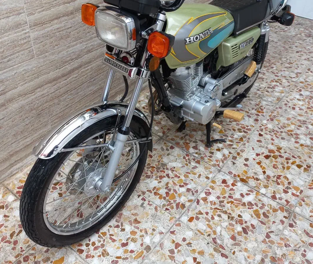 هوندا ۲۰۰ کاربرات در حد صفر|موتورسیکلت|رشت, کوی فکوری|دیوار