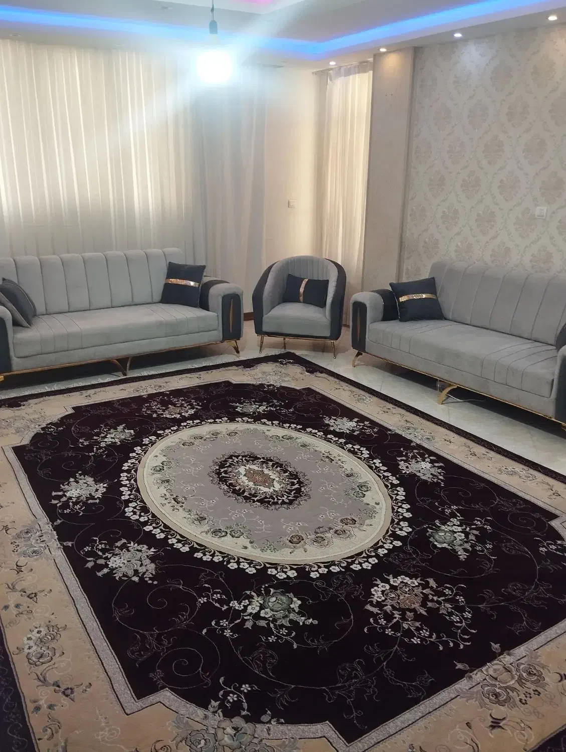 منزل مبله لوکس در صدرا آپارتمان ۲ خواب|اجارهٔ کوتاه‌مدت آپارتمان و سوئیت|صدرا-فارس, فاز ۱|دیوار