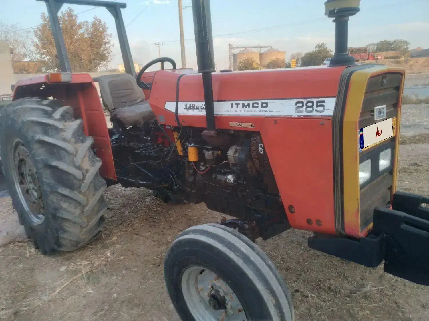 تراکتور ۲۸۵ مدل ۹۰ تمیز|خودرو سنگین|آشخانه, |دیوار