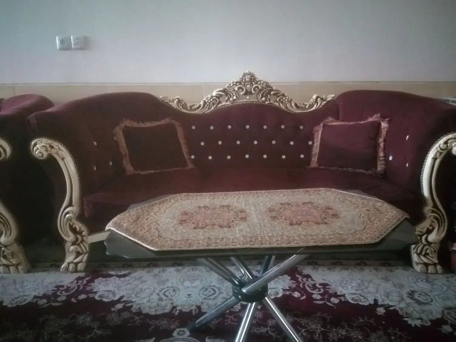 مبل  8نفره|مبلمان خانگی و میز عسلی|اصفهان, حصه جنوبی|دیوار