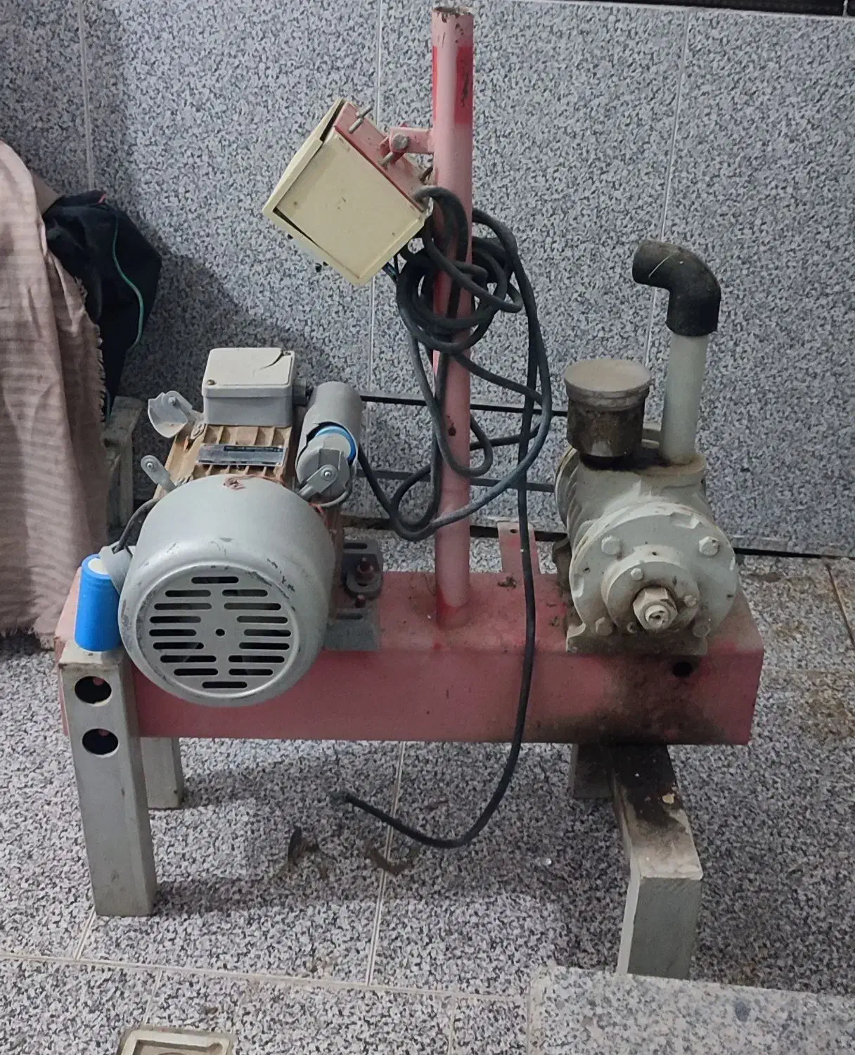 شیردوش گاوداری|ماشین‌آلات صنعتی|دیواندره, |دیوار