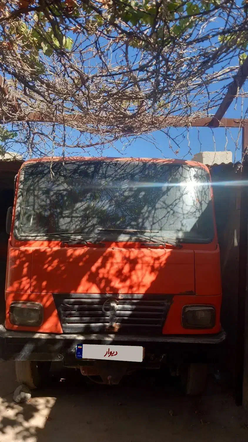 آذرخش|خودرو سنگین|خاش, |دیوار