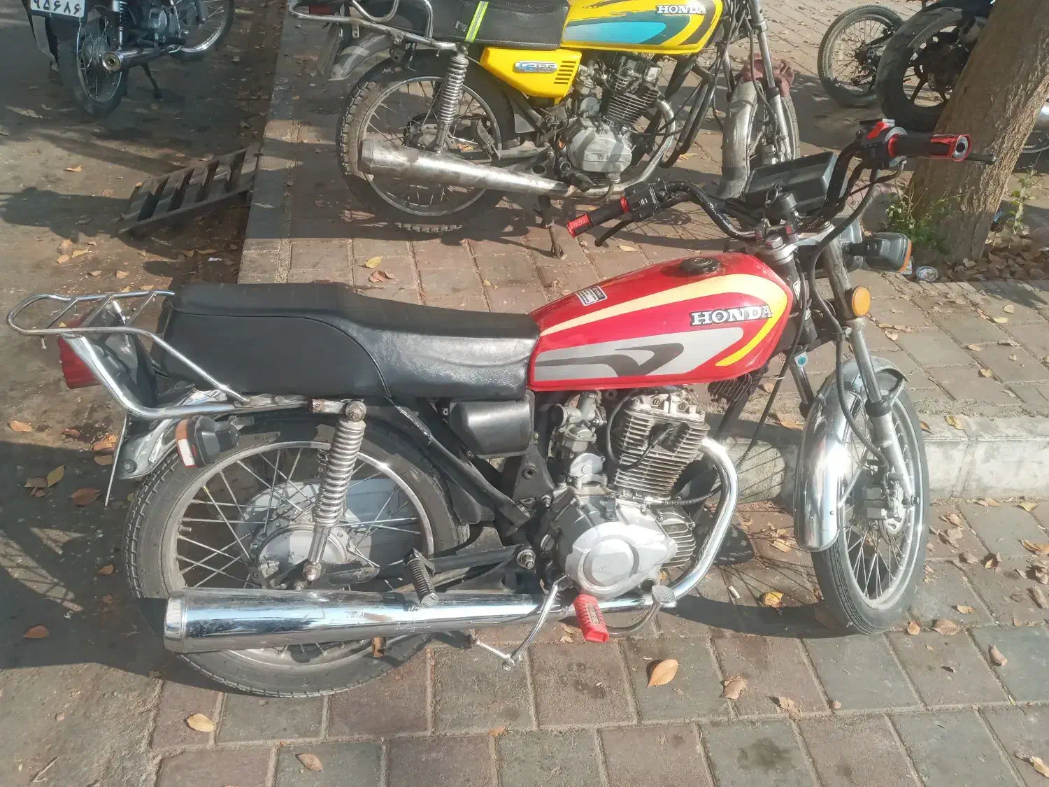 موتور هندا مدل ۹۳ ساوین|موتورسیکلت|اسلامشهر, مظفریه|دیوار