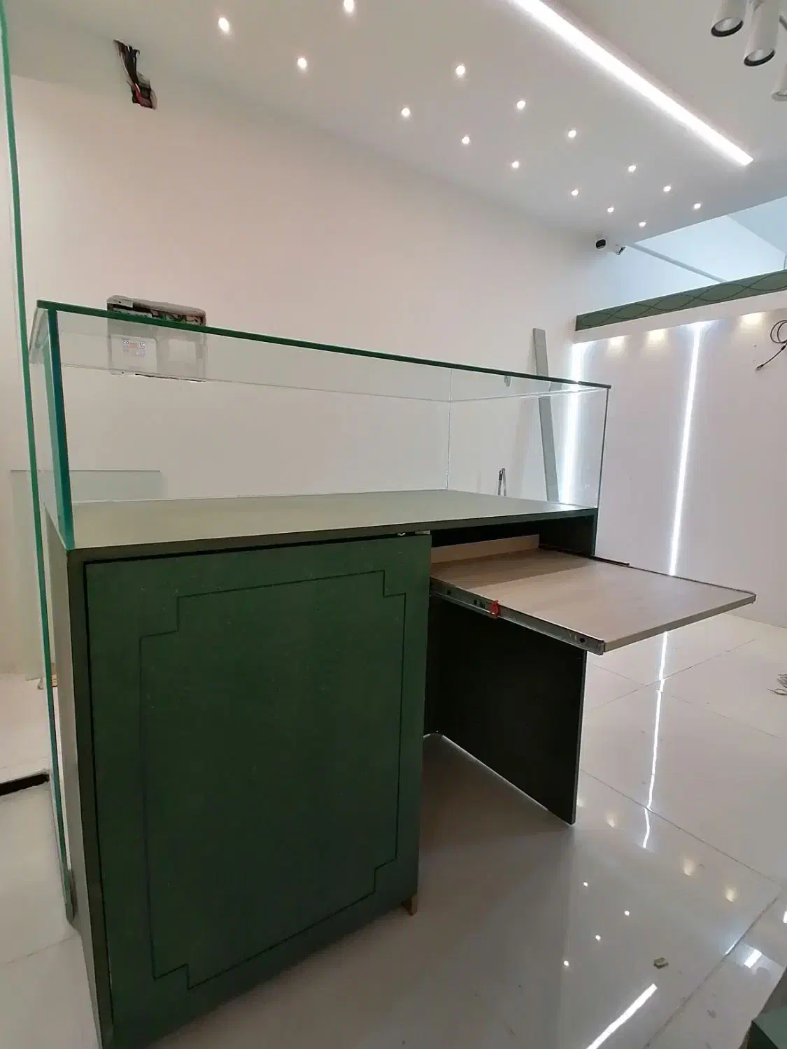 ویترین مغازه|بوفه، ویترین، کنسول|شیراز, عفیف‌آباد|دیوار