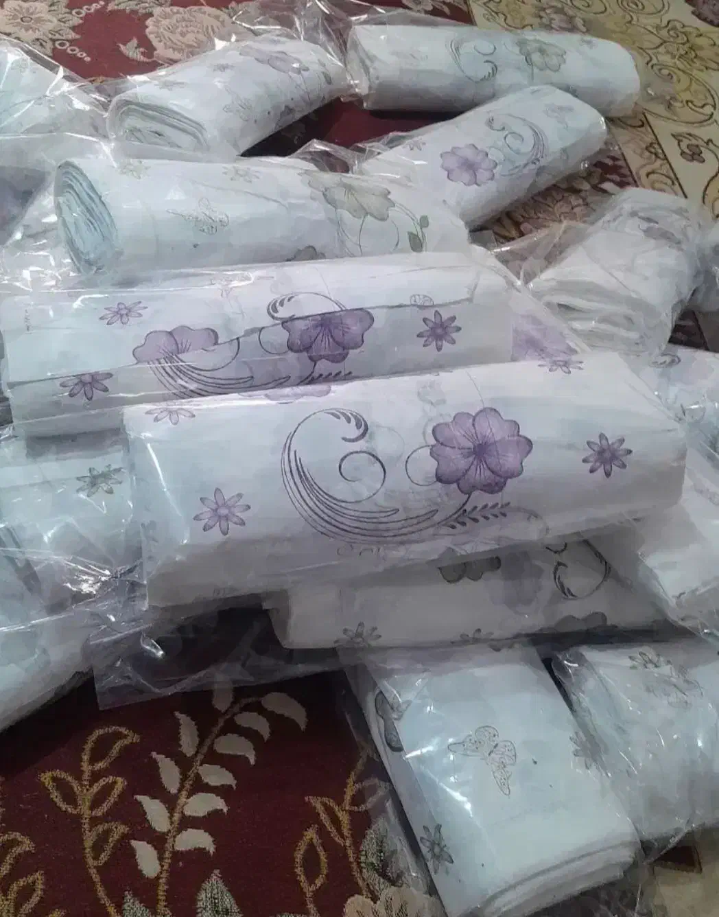 سفره یک بارمصرف|سفره، حوله، دستمال آشپزخانه|قروه, |دیوار