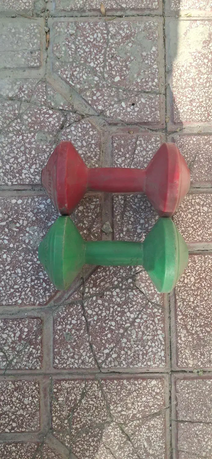 دمبل یک کیلوب|تجهیزات ورزشی|تهران, علم و صنعت|دیوار