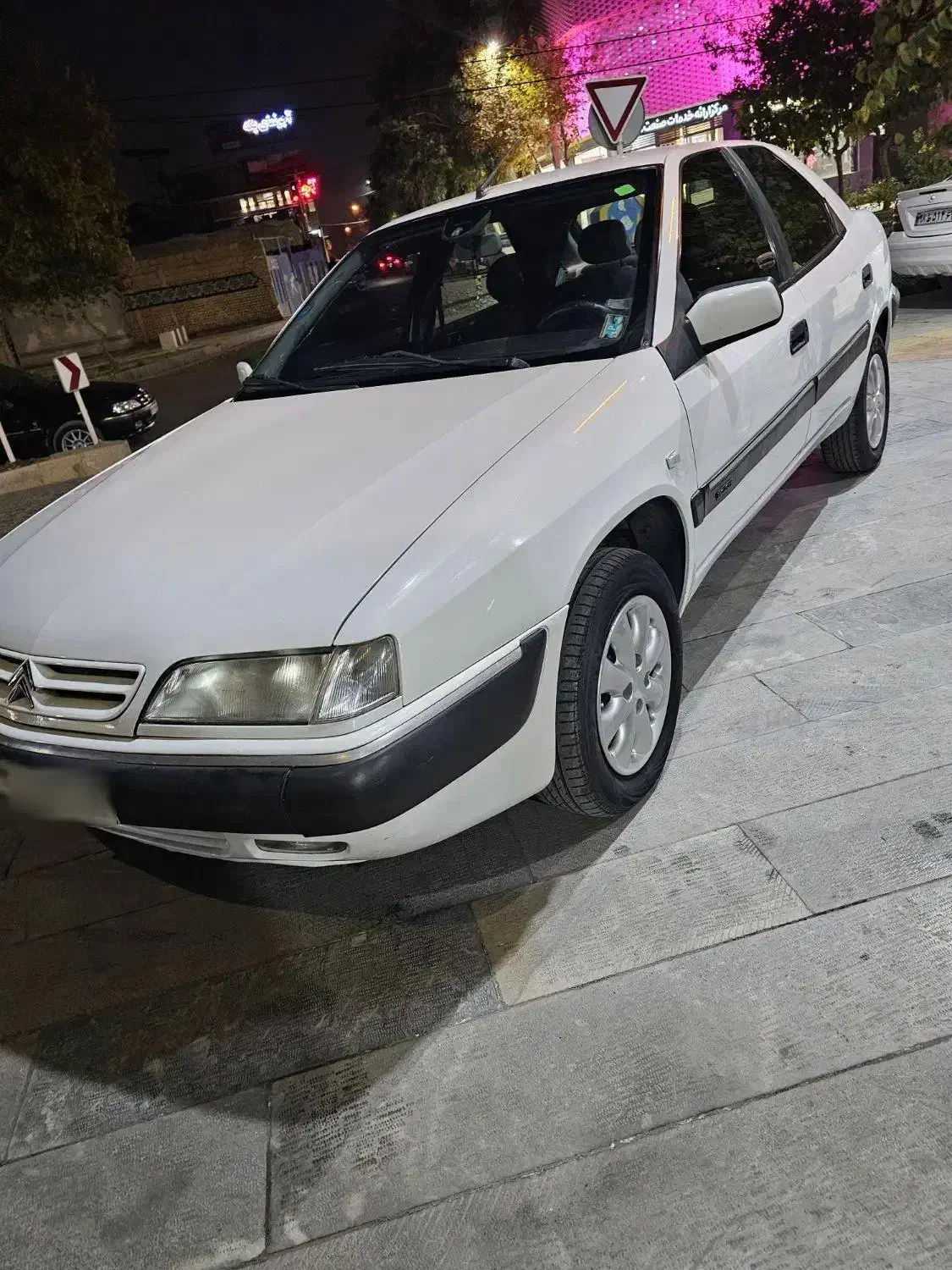 زانتیا 89 درجه 1 بیرنگ درحد|خودرو سواری و وانت|نجفآباد, فردوسی|دیوار