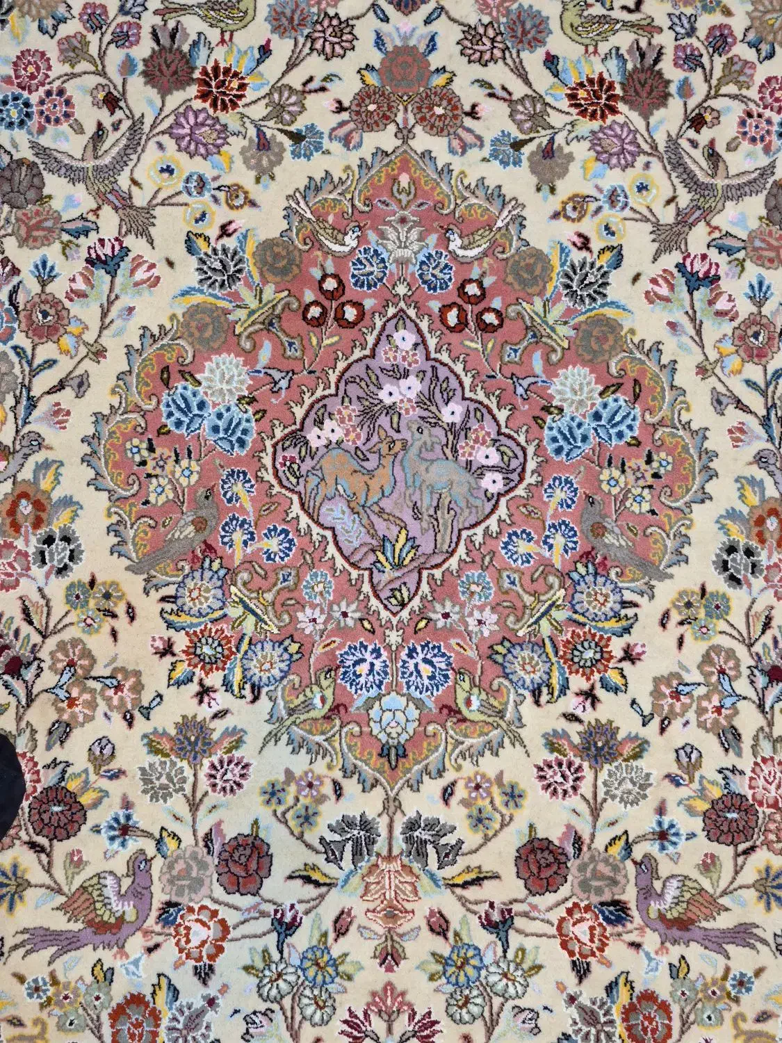 فرش دستباف ۱ جفت ۹ متری گل فرنگ. گالری فرش ایران|فرش|مشهد, حجت|دیوار