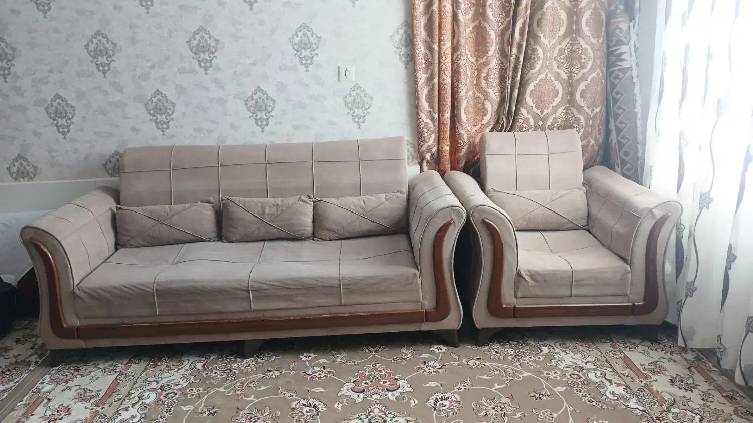 مبل|مبلمان خانگی و میز عسلی|تربت جام, جامرود|دیوار