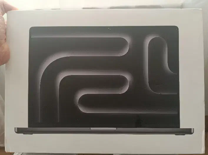 مک بوک پروM4 شانزده معاوضه با بنلی ۳۰۰ یا نقد|رایانه همراه|تهران, گمرک|دیوار