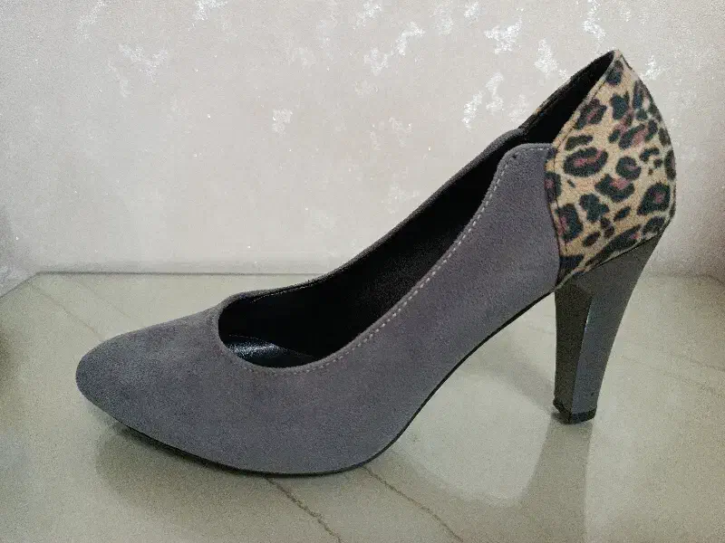 کفش پاشنه بلند|کیف، کفش، کمربند|آستارا, |دیوار