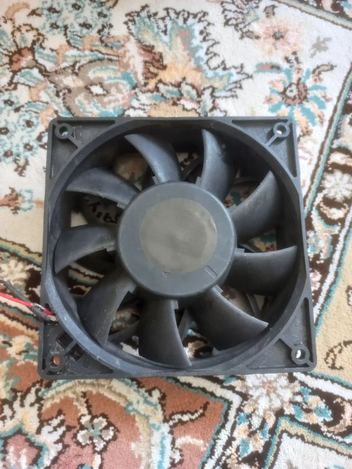 فن brushless|پنکه و تصفیه‌کنندهٔ هوا|پردیس, فاز ۳|دیوار