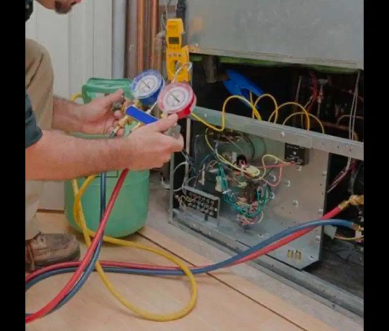 تعمیرات انواع یخچال و فریزر در محل|خدمات پیشه و مهارت|تنکابن, |دیوار