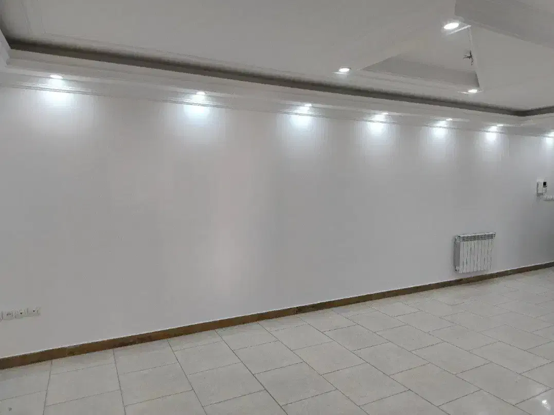 ۶۰ متری/فول امکانات/بازسازی/نزدیک مترو پیروزی