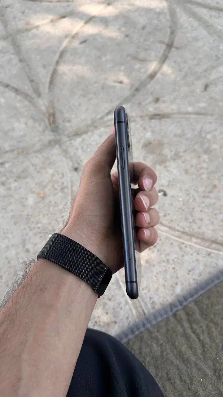 آیفون ۱۱. ۱۲۸|موبایل|ایلام, |دیوار