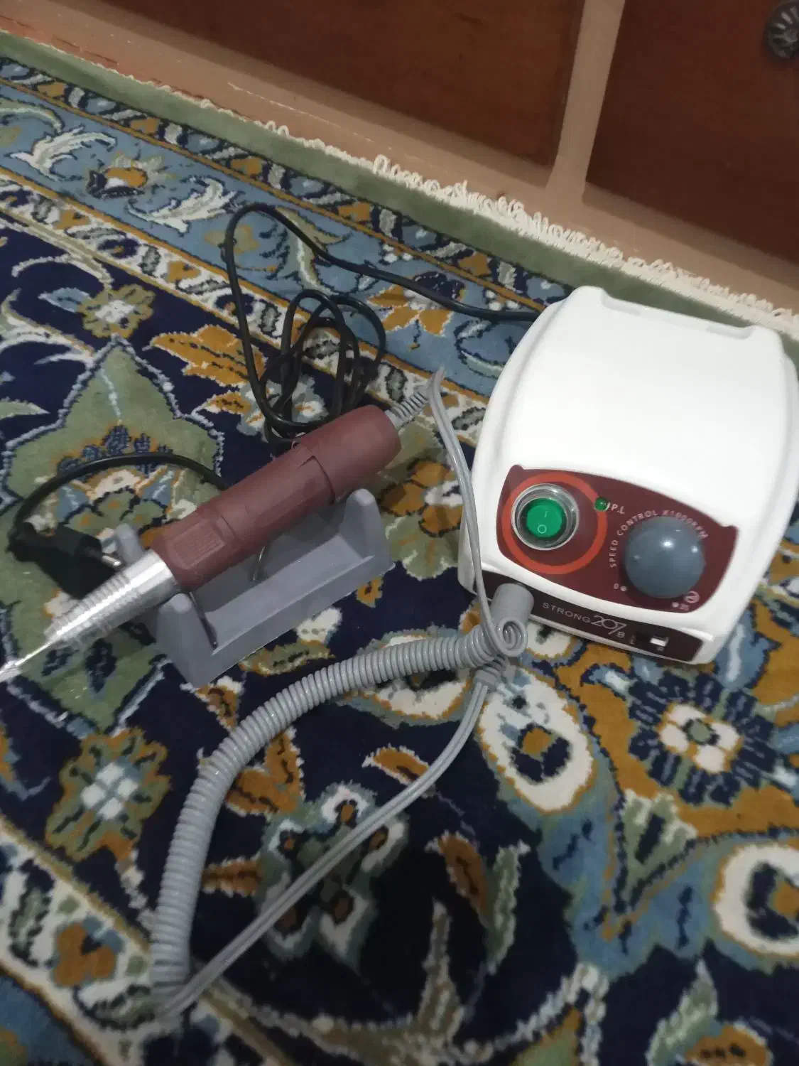 سوهان برقی و یووی ناخن|آرایشگاه و سالنهای زیبایی|قائمشهر, |دیوار