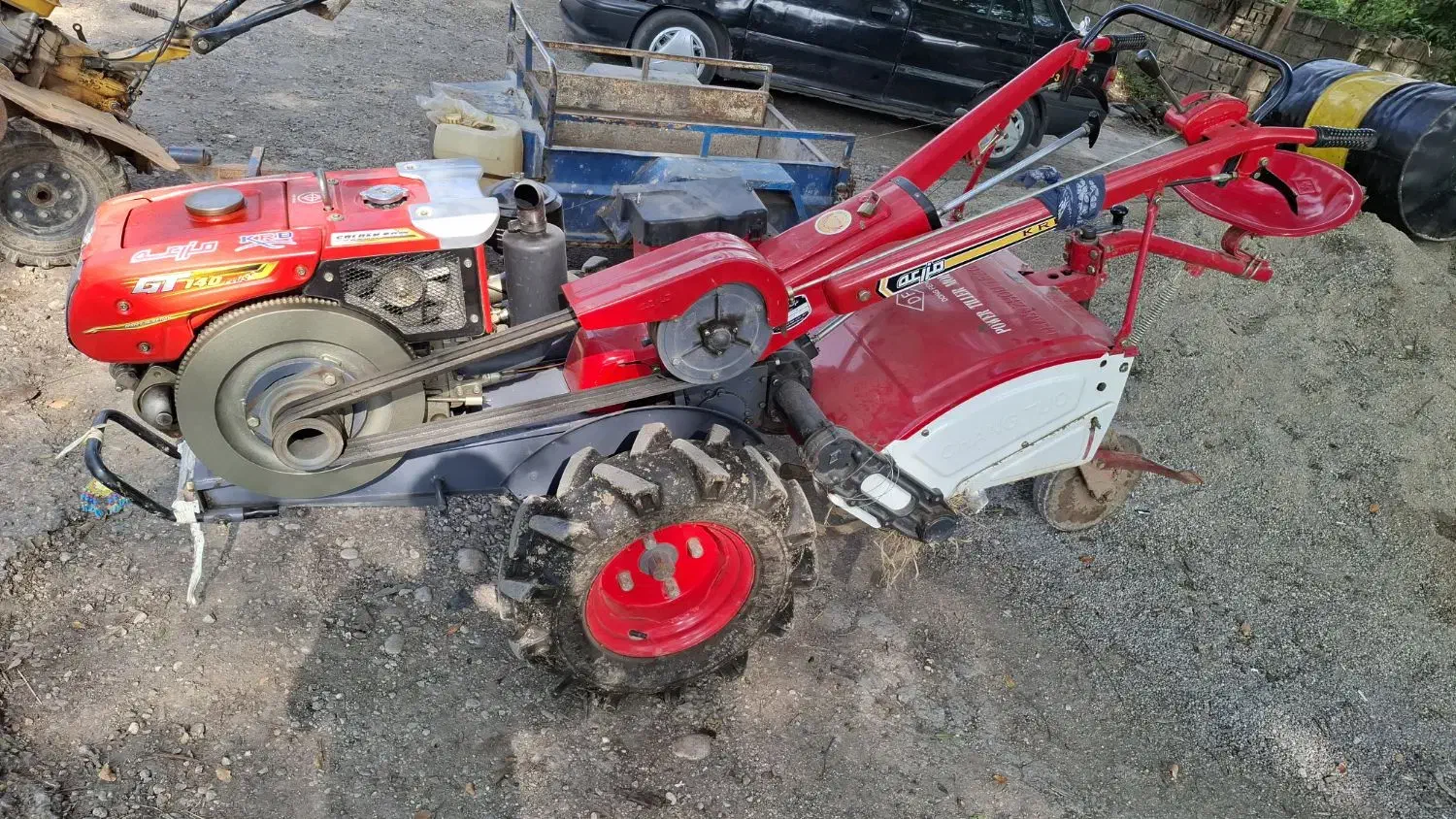 فروش یک دستگاه تیلر مزرعه ۱۴ اسب|خودرو سنگین|پایین هولار, |دیوار